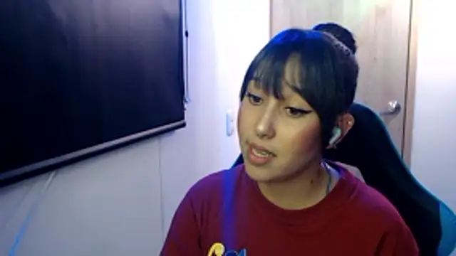 Skarlet_Adams28 webcam