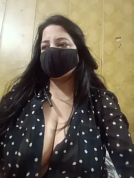 hornycouplejands - HornycoupleJandS's free webcam - UK Sex Cams
