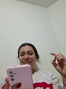 amaiasalvatore - AmaiaSalvatore's free webcam - UK Sex Cams