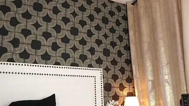 IsabelaWhite webcam