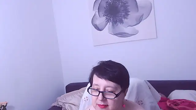 ChristaRose live cam on StripChat