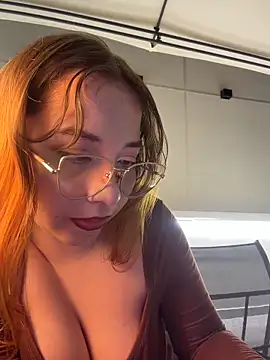 AliciaWhite_nt webcam