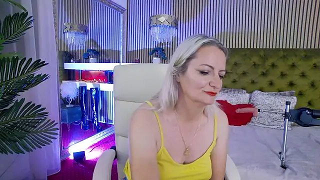 LadyTouch webcam