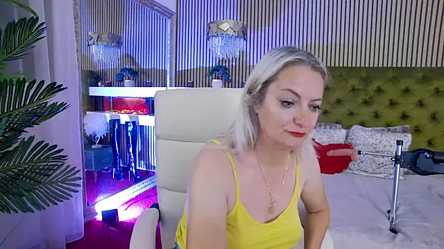 LadyTouch webcam