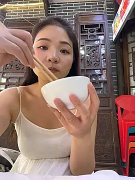 xiaochengzi505 live cam on StripChat
