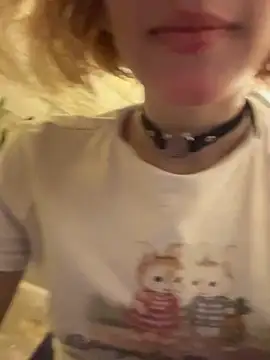 SweetBunnyGF live cam on StripChat