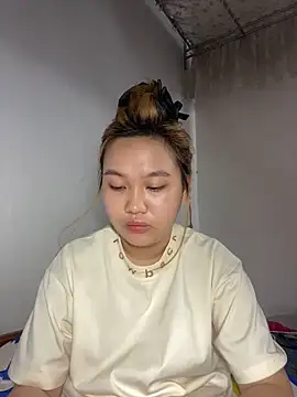 Almira6868 webcam