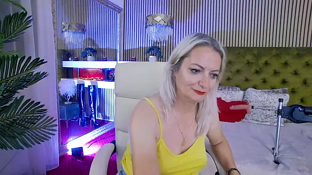 LadyTouch webcam