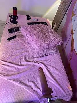 Woo_isDaphne webcam
