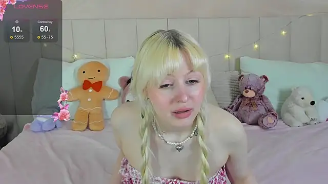 AdeleSilvy webcam
