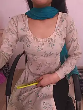 zoya_baby_ webcam