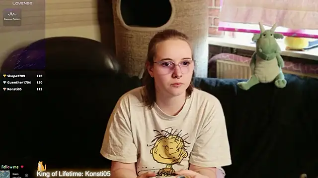 GamerGirl_Eve webcam
