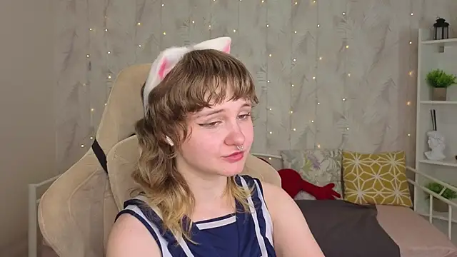Tori_Cutie live cam on StripChat