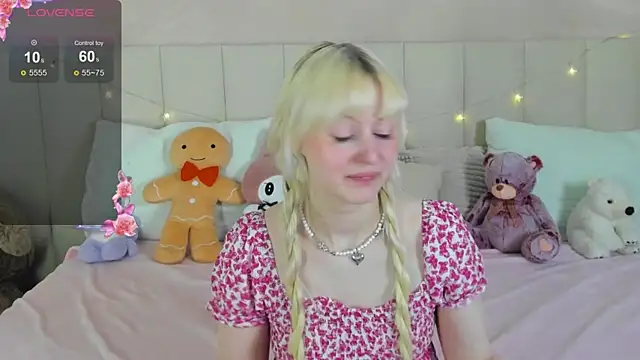 AdeleSilvy webcam