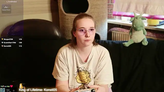 GamerGirl_Eve webcam