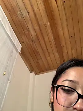 LilithMonette webcam