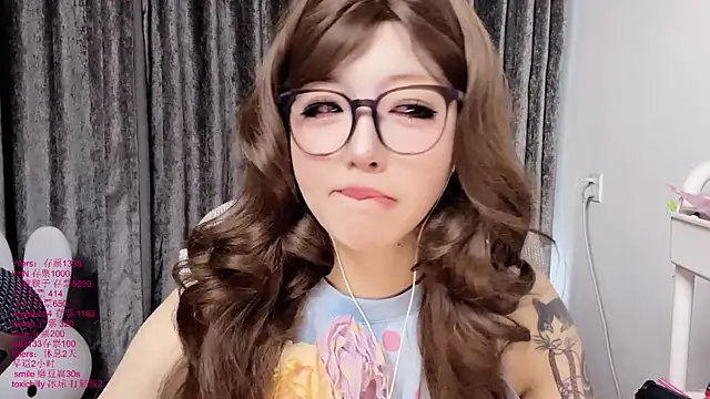 xiaoshuang001 webcam