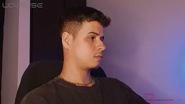 BjornSteel live cam on StripChat