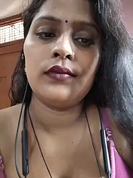 Jasmine_Januja webcam