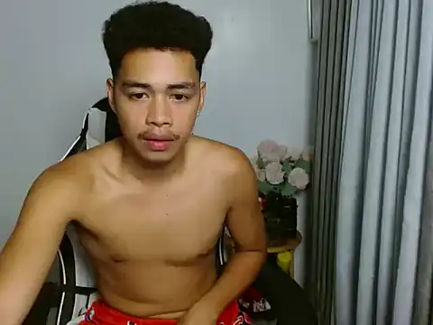 curlyasian_njxx webcam