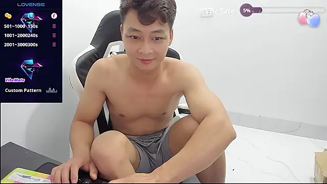 Naughty___asian webcam