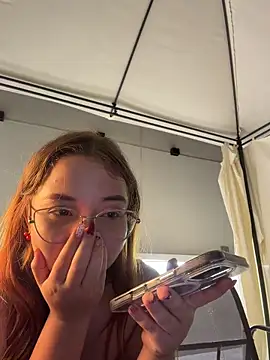 AliciaWhite_nt webcam