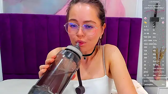 Kelly_Cuutie webcam
