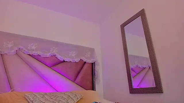 BonnieCute_ webcam