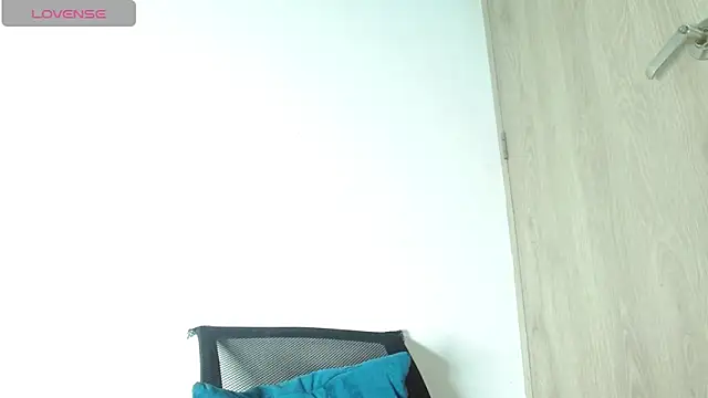 avaleri_cherry webcam