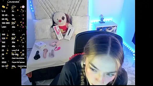 Mia_Victoria22 webcam