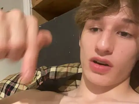 yourwhiteboy1 webcam