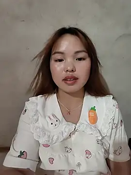 Mina_xYx webcam