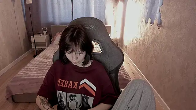 Loly_Cuttie webcam