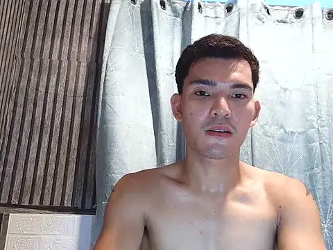 moremoreguys webcam