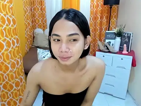 TsAlexa_Blaire webcam