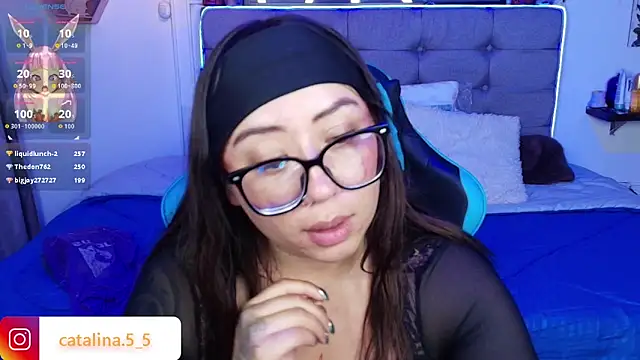 Kata_Bigboobs webcam