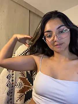 Cat2525 live cam on StripChat