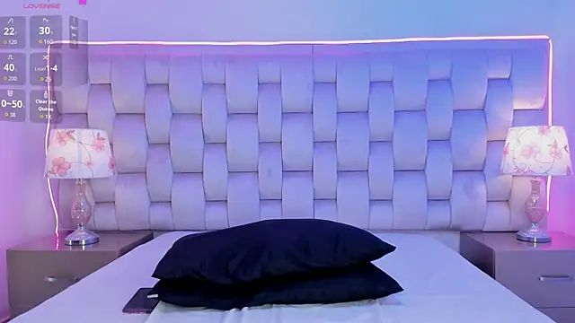 SalomeBins webcam
