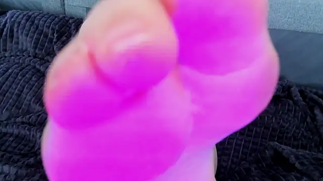 dark_moni - Dark_Moni's free webcam - UK Sex Cams