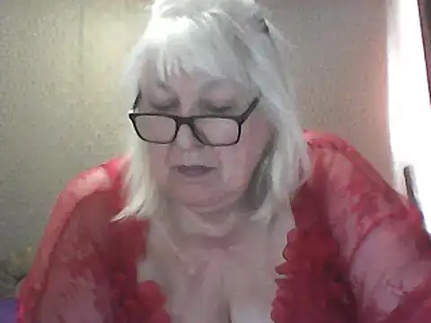 Alexia64231 live cam on StripChat