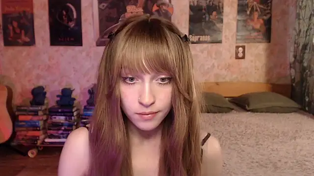 Friendly_Ellie webcam