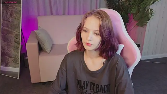 AliceJohansone webcam