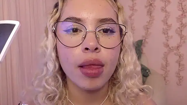 Haelycute webcam