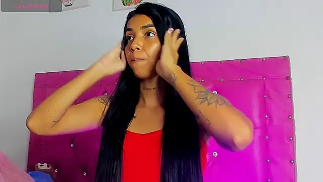 dahiiangomezz webcam