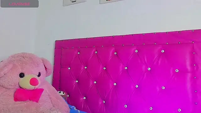 dahiiangomezz live cam on StripChat
