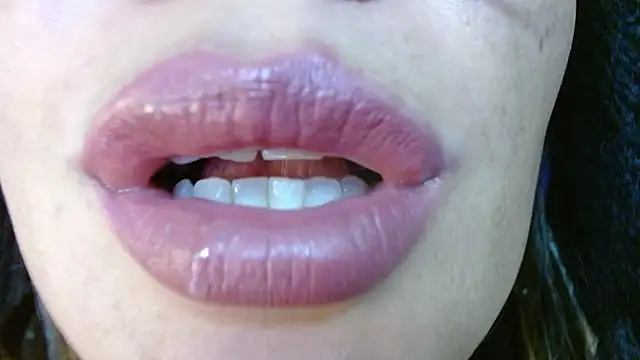 miss_evoleth2 webcam