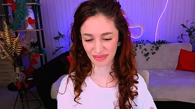 ChristinaConteeree webcam