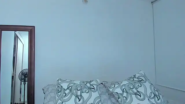 KingLevi01 live cam on StripChat