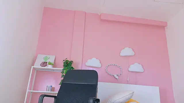 SeleneGibson__ webcam