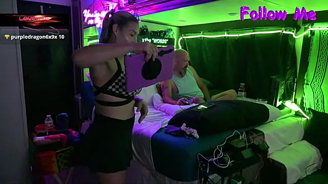 Katycouple69 live cam on StripChat